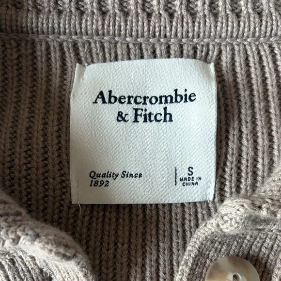 Abercrombie & Fitch Taupe Ribbed Collared Button Cardigan w/ Cuffed Sleeves - Picture 5 of 9